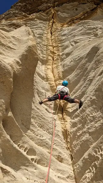 Escalade esthétique en dièdre dans les calanques