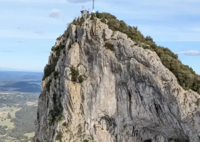 Croix Du Pic Saint Loup et baume des escargot